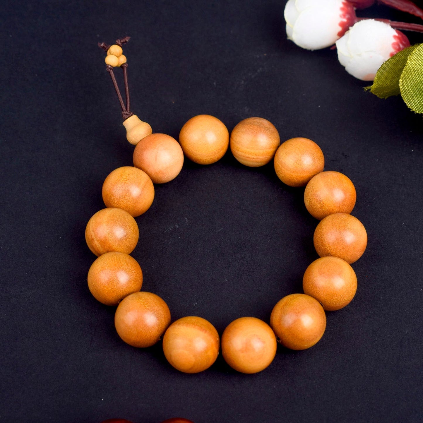 Scented 16 mm White Chandan Bracelet