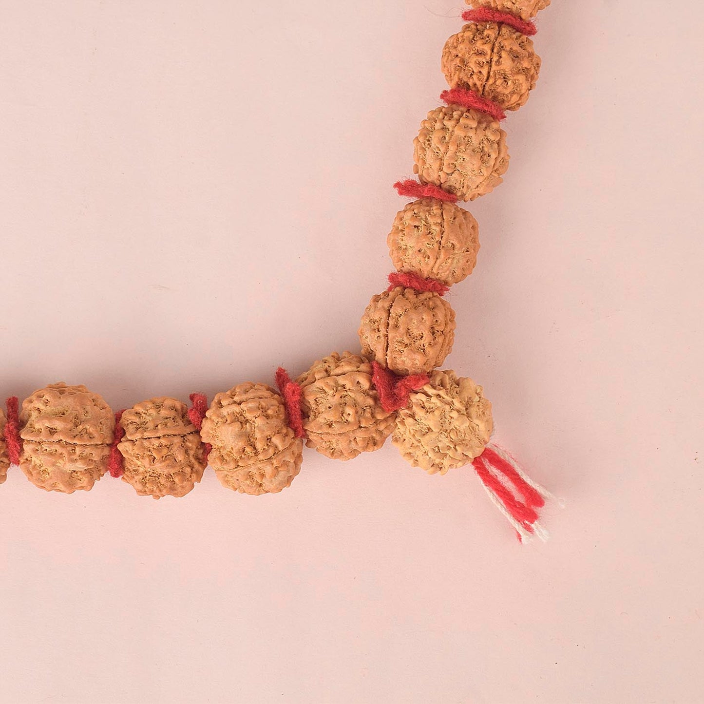 5 Mukhi Kanthi Semi Pathariya Rudraksha Mala